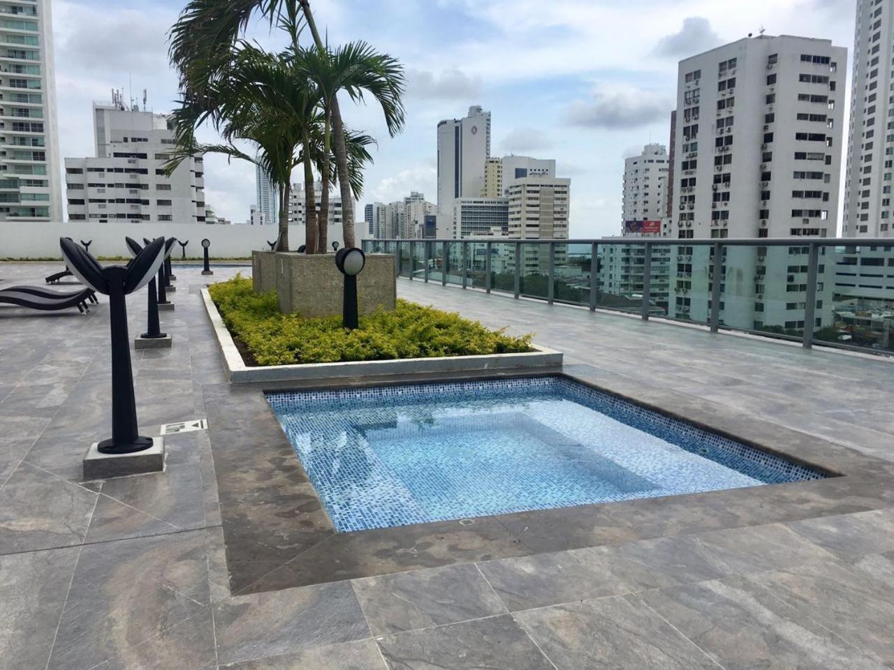 Luxuriuso Apartament Cartagena エクステリア 写真